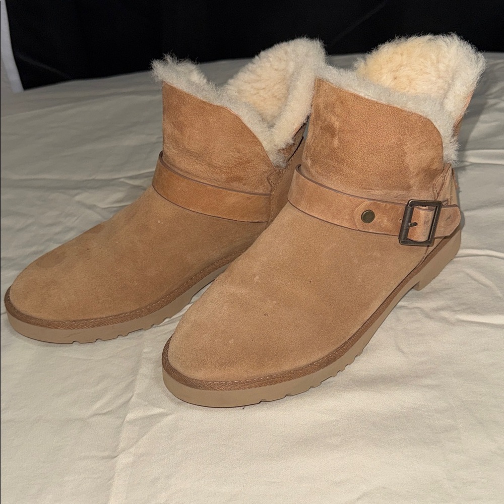 UGG Classic Chestnut Suede Boots